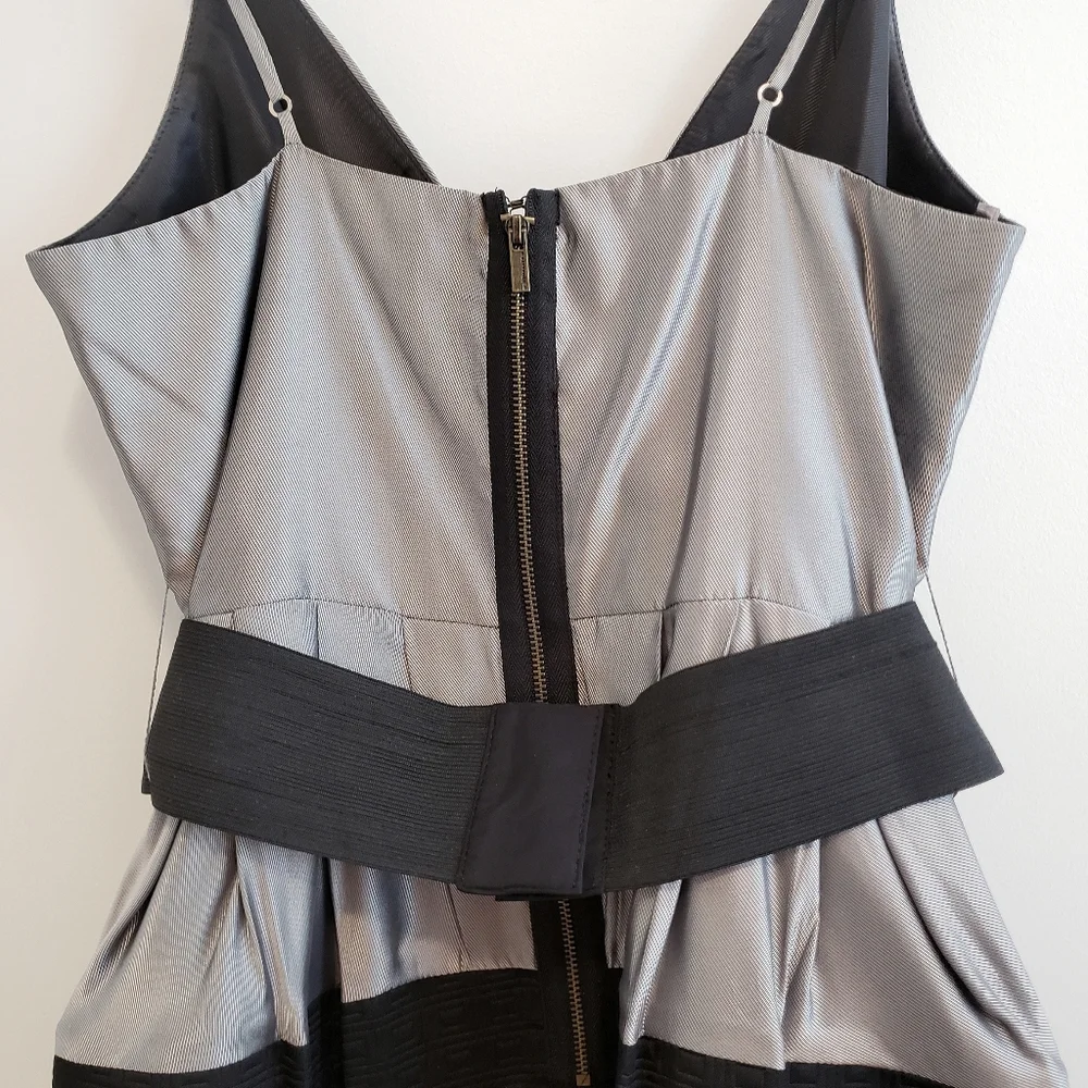 EUC BCBGMaxAzria Cocktail Dress - Picture 11 of 15